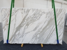 Fourniture dalles brillantes 0.8 cm en marbre naturel CALACATTA 1228. Détail image photos 