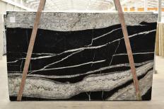 Fourniture dalles brillantes 3 cm en granit naturel MAORI 2540. Détail image photos 