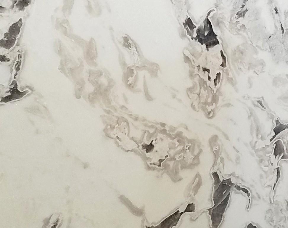 Détaille technique: DOVER WHITE, marbre naturel brillant turc 